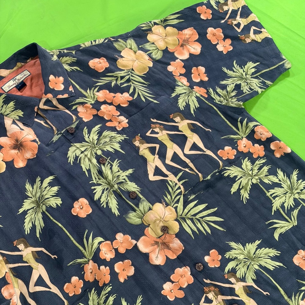 VTG Y2K Tommy Bahama AOP Hula Girls Hawaiian Shirt Mens XL Floral Silk Aloha EUC